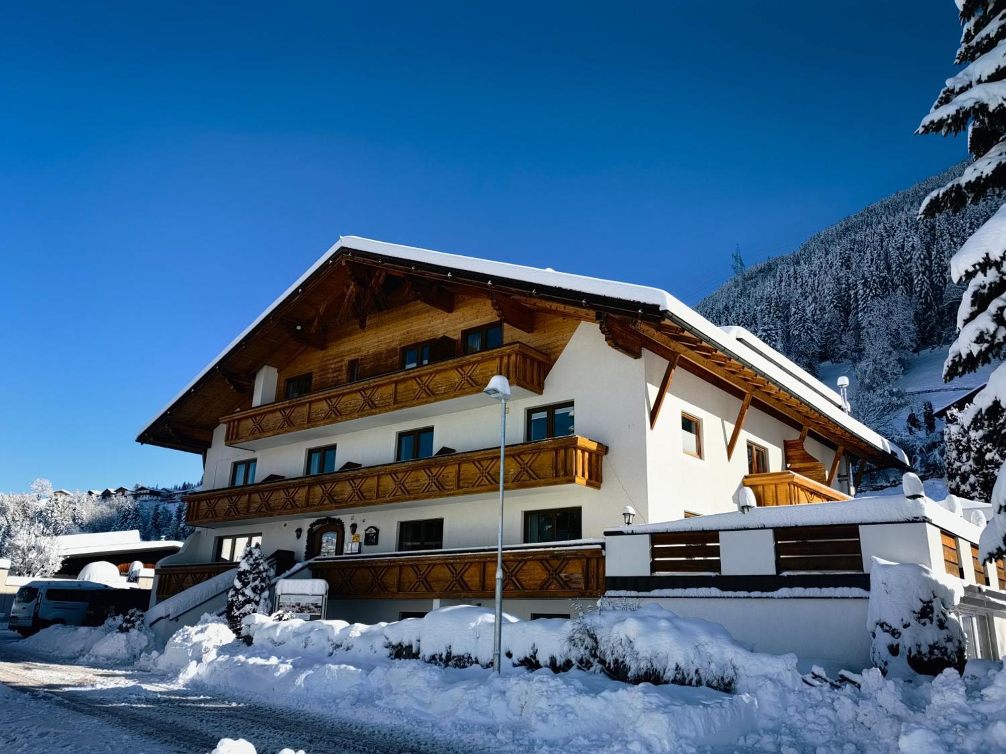 Apartments Pitztaler Nachtigall Arzl im Pitztal Exterior foto